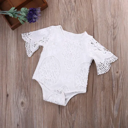 Vista 3 de Bebé Bebé Niña Blanca Hueco Ruffles Manga Encaje Mameluco Sunsuit Body