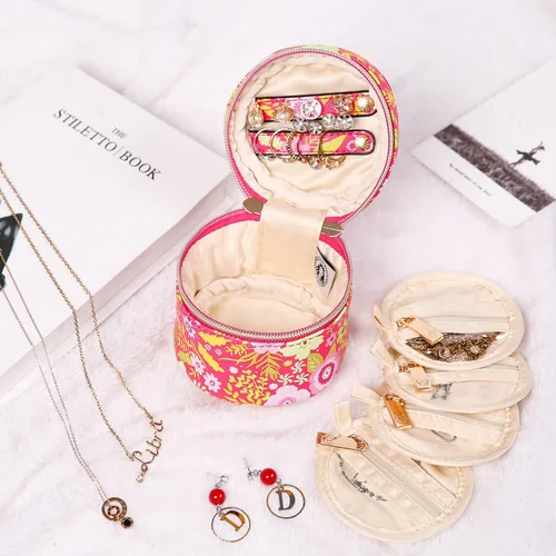 Vista 6 de Angelina's Palace Round Jewelry Organizer Case Travel Bag Bridesmaid Gifts Vegan Leather Box for Necklace Earring Bracelet Ring(blossom fuschia)