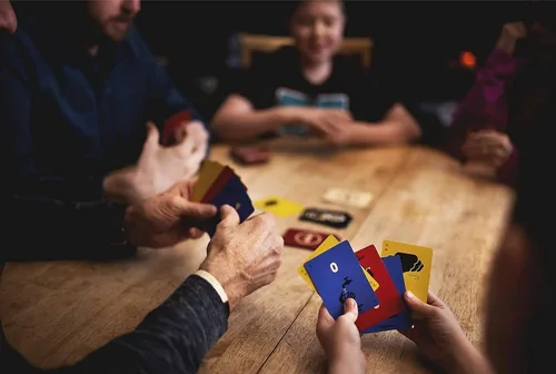 Vista 4 de Breaking Games Poop The Game - Juego de cartas familiar para 2 a 5 jugadores, a partir de 6 años