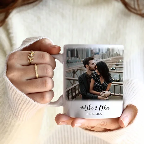 Vista 8 de Tazas de café personalizadas con iniciales y letra de nombre, tazas de nombre personalizadas, regalo divertido para novio y novia, tazas de doble