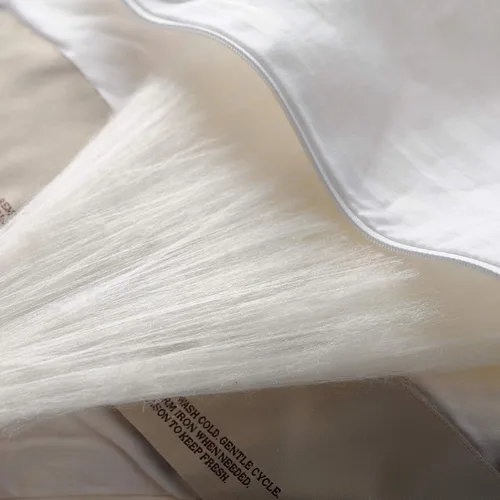 Vista 5 de CUDDLE DREAMS Edredón de seda para primavera/verano/otoño, 100% relleno de seda de hilo largo, natural y transpirable (tamaño niño/bebé)