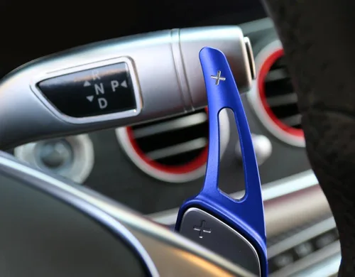 Vista 4 de iJDMTOY Extensiones de paleta grandes de aluminio azul deportivo compatibles con Mercedes Benz W205 Clase C 2015-2021, Clase E W213, Clase C117 CLA