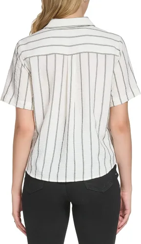 Vista 3 de Calvin Klein Blusa de manga corta con botones frontales para mujer