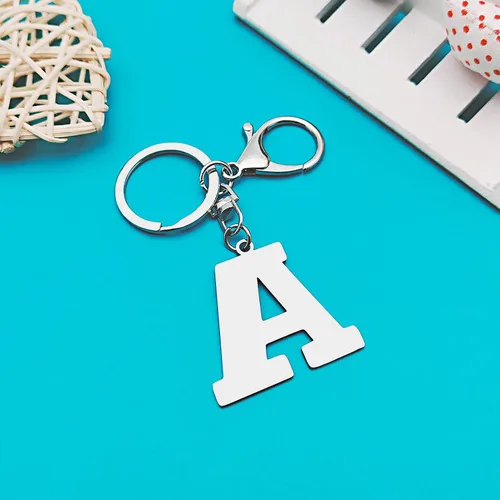 Vista 3 de Llavero blanco con letra inicial del alfabeto K A-Z, llavero de letra inicial a granel para mujeres y hombres, A, Pequeño