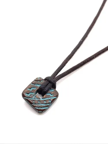 Vista 2 de Collar cuadrado de surfista para hombre, joyería bohemia para hombre, accesorios tribales y nativos, vibraciones de verano, gargantilla estética