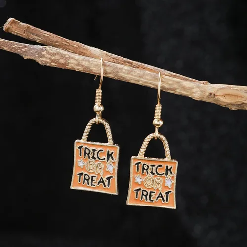 Vista 5 de 2 pares de aretes de Halloween, aretes colgantes de bruja blanca, aretes de fiesta de Halloween, aretes colgantes de gota de Halloween para mujeres