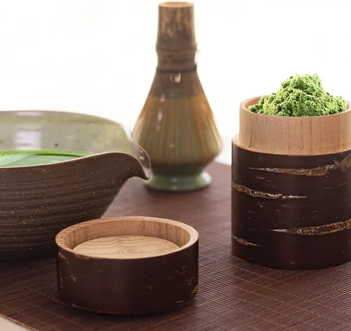 Vista 6 de ELITEA Batidor Matcha de calidad de bambú púrpura Chasen hecho a mano para ceremonia de té Matcha