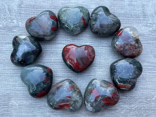 Vista 60 de Corazón hinchado de piedras preciosas al por mayor, corazones hinchados de piedras preciosas pulidas, piedra de palma de cristal, corazón de cristal