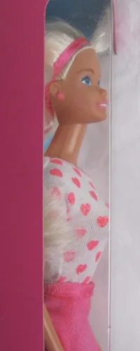 Vista 3 de Barbie Muñeca Pretty Hearts (1995)