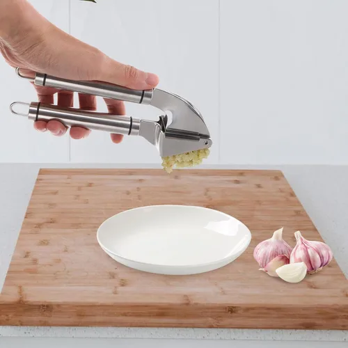 Vista 4 de Prensa de ajo de acero inoxidable, trituradora manual de ajo y pelador, dispositivo de cocina, operación sin esfuerzo, elegante herramienta