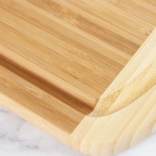 Vista 5 de Totally Bamboo Tabla de panadería reversible y bloque de carnicero tallado con ranuras para jugos