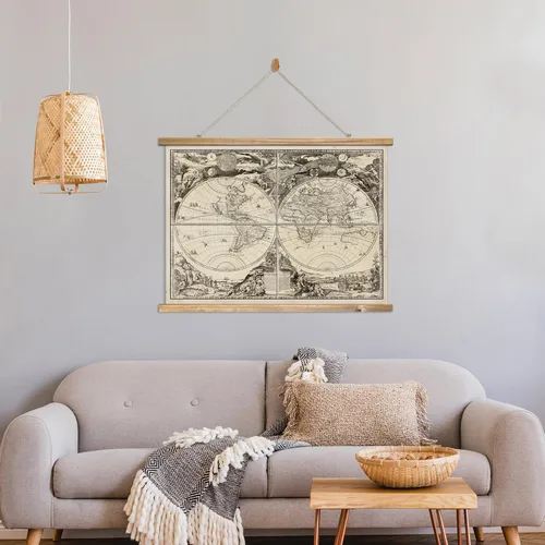 Vista 7 de XIAOAIKA Tapiz de Mapa del Viejo Mundo - Póster de Carta Náutica Vintage con Marco de Madera, Arte Clásico de Exploración Marítima, Colgante