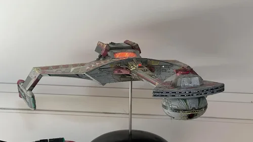 Vista 8 de Polar Lights Star Trek 6: The Undiscovered Country Klingon Kronos One - Kit de modelo a escala 1:350