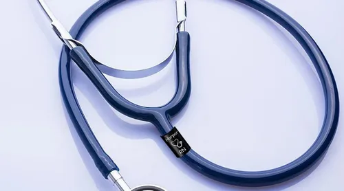 Vista 4 de Esenciales para enfermeras para el trabajo, etiqueta de identificación con el nombre del estetoscopio, accesorios de estetoscopio para enfermeras
