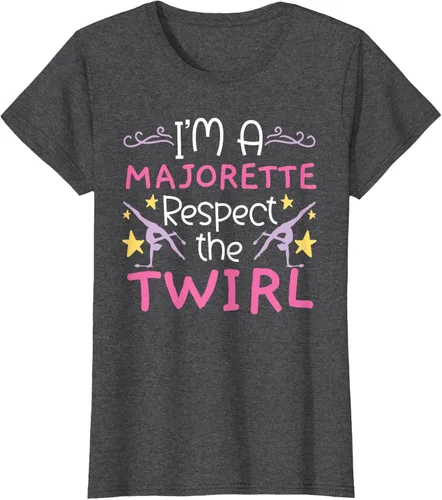 Vista 3 de Camiseta con texto en inglés "I A Majorette Respect The Twirl Baton Twirling", Negro