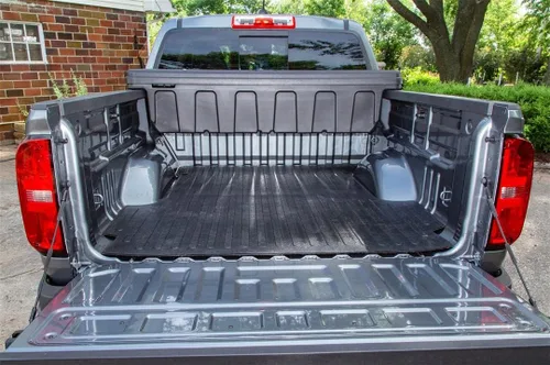 Vista 3 de Dee Zee DZ6163P Poly Crossover Caja de herramientas - Tamaño mediano 63