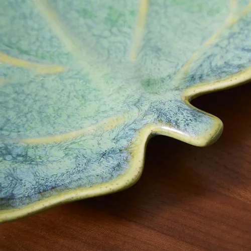 Vista 4 de VOMANA Plato de cerámica para joyas, bandeja de cerámica verde, plato de porcelana versátil para baratijas de porcelana, cuenco decorativo