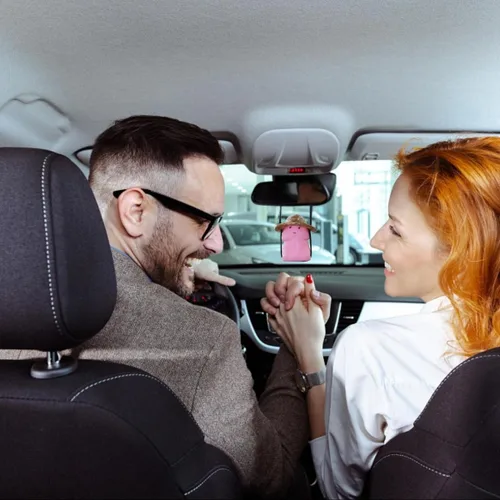 Vista 4 de Accesorios de automóvil para hombres, adorno de tablero de instrumentos para decoración de salpicadero, espejo retrovisor, lindo