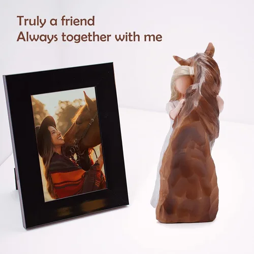 Vista 3 de Estatua de niña abrazando un caballo decorativa - Figura esculpida pintada a mano, regalos para mujeres y amantes de los caballos - Figura