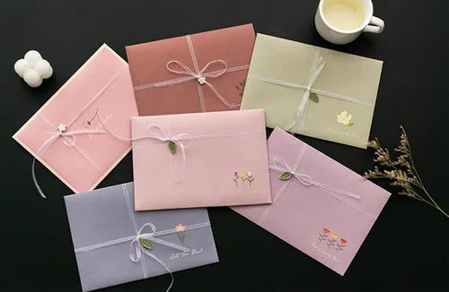 Vista 7 de Juego de 72 sobres de papel de escritura estacionario y sobres, 24 hojas de papel de letras florales, 12 sobres a juego, bonitos y encantadores