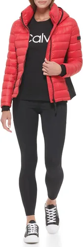 Vista 4 de Calvin Klein Chaqueta de paneles laterales ligera y casual para mujer resistente al agua