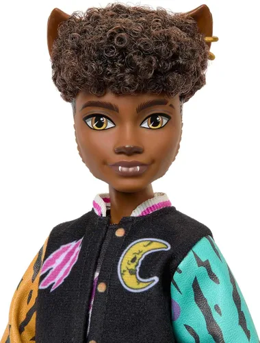 Vista 3 de Muñeca de Monster High, muñeca Clawdeen Wolf con bulldog gárgola mascota y accesorios temáticos