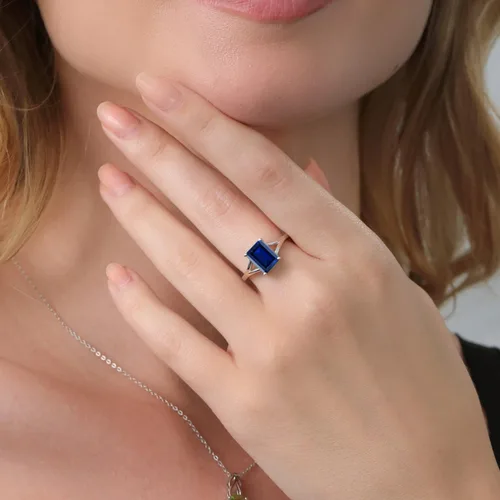 Vista 42 de Gem Stone King Anillo de compromiso solitario con diseño clásico de vástago dividido para mujer, plata de ley 925, piedra natal de piedra preciosa