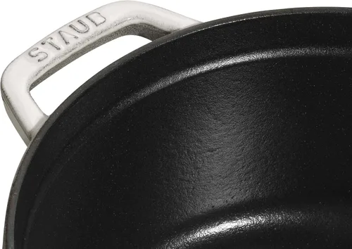 Vista 3 de Staub - Olla redonda de hierro fundido de 2.75 cuartos, color trufa blanca, fabricada en Francia
