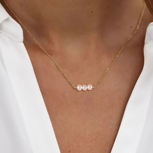 Vista 2 de VRIUA Pearl Necklaces for Women 14k Gold Plated Dainty Pearl Necklace Simple Gold Pearl Necklace Everyday Minimalist Necklaces for Women