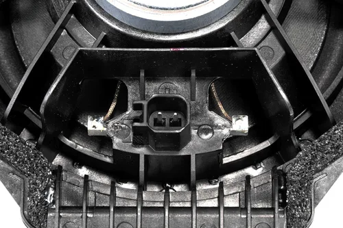 Vista 2 de GM Genuine Parts 42518288 Altavoz de radio para puerta delantera