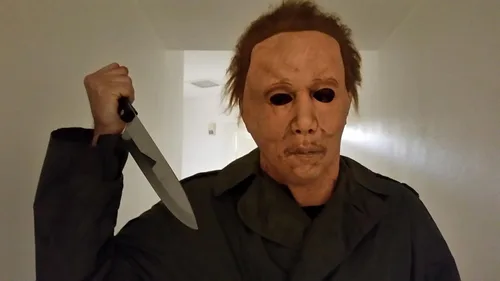 Vista 3 de Trippy Lights Original Michael Myers Halloween 2 Disfraz Adulto Adolescente Máscara de Látex