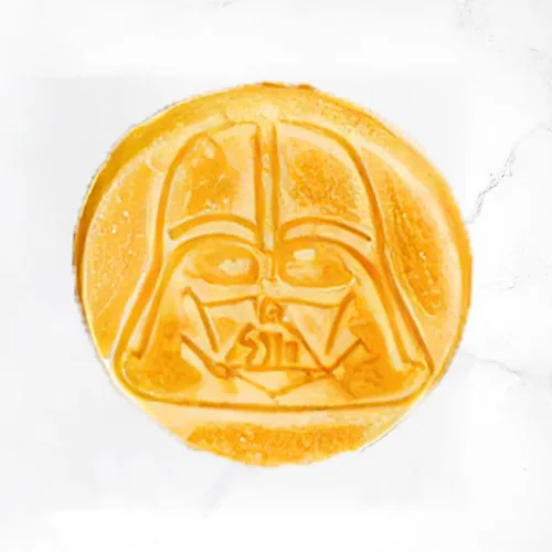 Vista 5 de Uncanny Brands - Mini gofrera de Darth Vader de Star Wars - Pequeño electrodoméstico de cocina