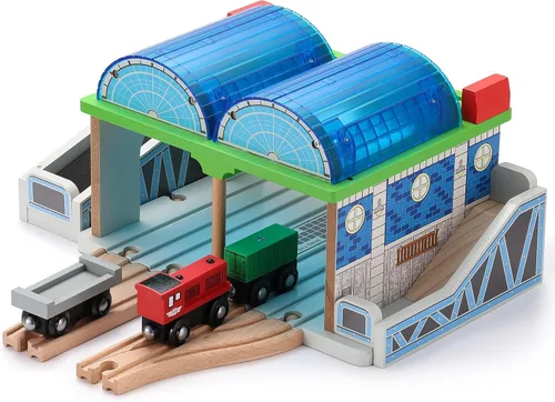 Vista 7 de Pista de tren de madera SainSmart Jr. con casa de locomotoras - Juguete ferroviario para niños pequeños, pistas de doble cara compatibles con todas