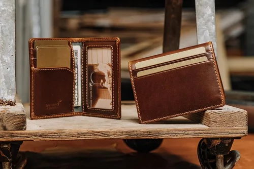 Vista 5 de HoJ Co. Cartera delgada para tarjetas Estuche para tarjetas plegable Cuero de grano completo con acabado bruñido Cartera de bolsillo frontal