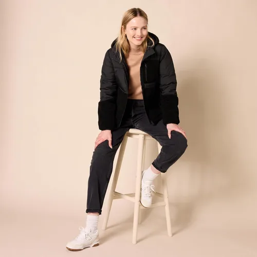 Vista 5 de Tienda Essentials Chaqueta acolchada Sherpa para mujer