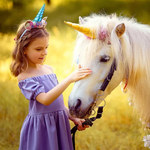 Vista 2 de Yuxung Paquete de 24 diademas de cuerno de unicornio con bandas elásticas para niñas y adultos, accesorios de disfraces de cosplay, 8 estilos