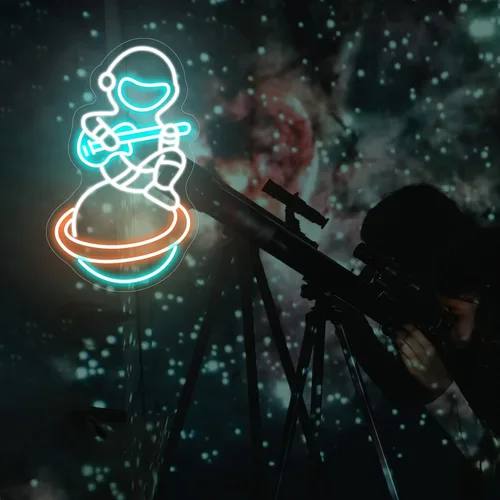 Vista 3 de Letrero de neón de astronauta, astronauta sentado en el planeta tocando guitarra, luz LED de neón, decoración de sala de juegos, decoración de museo