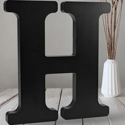 Vista 16 de AOCEAN Letras de madera negra de 12 pulgadas Letras de madera sin terminar para Halloween Letras decorativas de pie Rebanadas Tablero