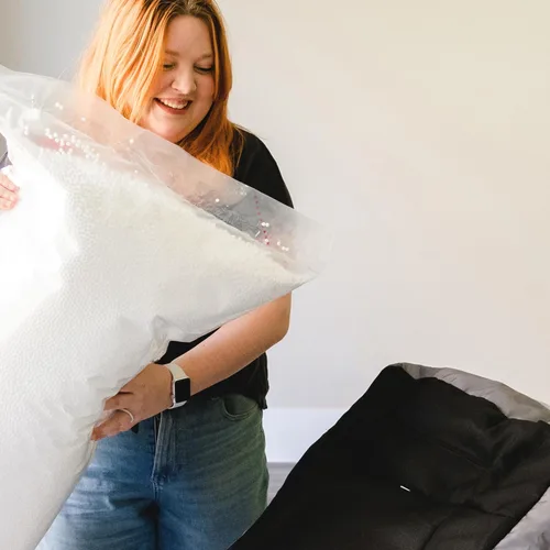 Vista 5 de Big Joe Relleno de granos de poliestireno para pufs o manualidades, 100 litros