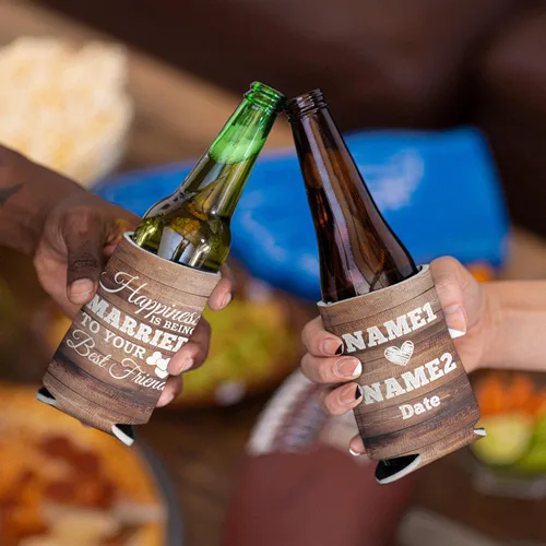 Vista 6 de VictoryStore Enfriadores de latas y bebidas: la felicidad es estar casado con tu mejor amigo Enfriadores de latas de boda