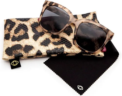 Vista 6 de Sofia Vergara x Foster Grant Gafas de sol Sierra SunReaders Square Reader para mujer, Berry Tortoise, 2.126 in + 2, Tortuga Berry