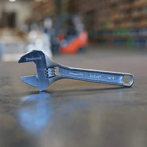 Vista 3 de T05011 Llave ajustable estándar, acabado cromado, 4 pulgadas