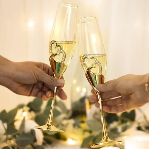 Vista 3 de Copas de champán para boda, copas de flauta para novia y novio, creativas copas de vidrio de lujo con borde de diamantes de imitación decoración