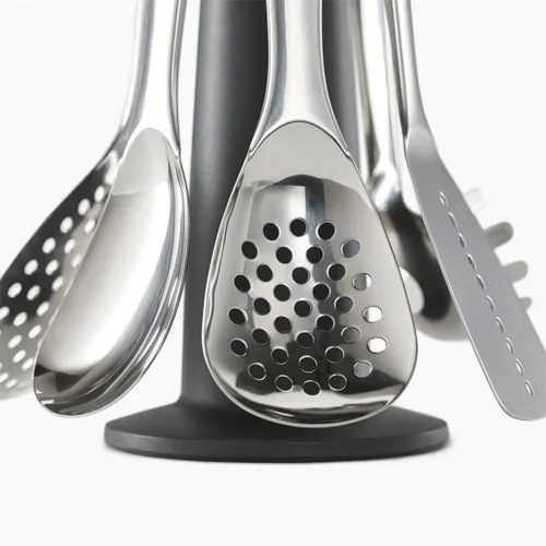 Vista 2 de Joseph Joseph 100 Collection Set de Cocina Eleva con Carril - Acero Inoxidable, 6 piezas