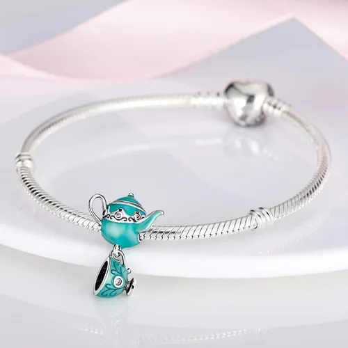 Vista 2 de MULA - Dijes para colocar en pulseras y collares en varios motivos de aviones viajes flores hermanas mariposas delfines tortugas regalo de joyería