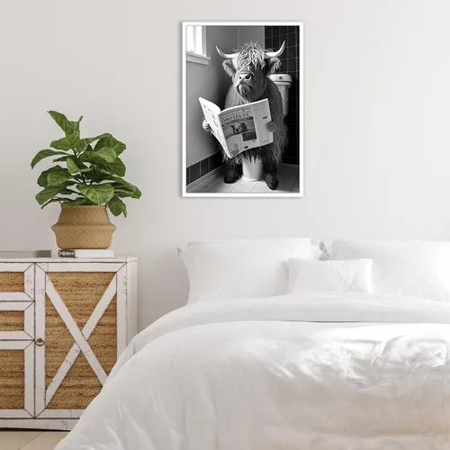 Vista 2 de KOEUIRW Divertido lienzo de baño de vaca de las tierras altas, arte de pared de cuernos largos en blanco y negro en el inodoro, póster estético