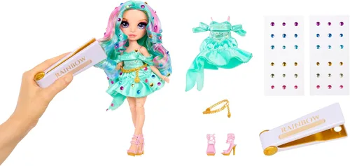 Vista 2 de Rainbow High Be Dazzling Fashion Dolls - Celine Turquesa (Azul Verde) con herramienta Bedazzler y gemas brillantes