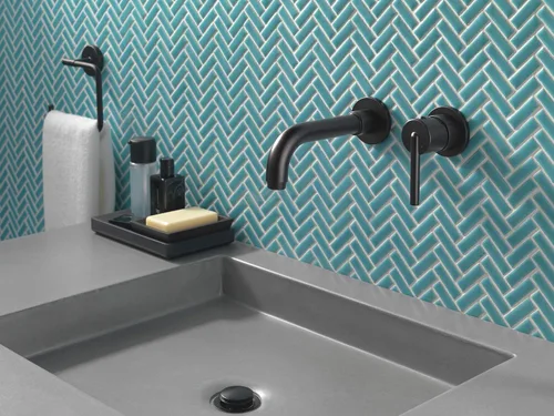 Vista 2 de Delta Faucet Trinsic vestiduras de llave para lavabo, de montaje de pared, con mango individual, T3559LF-BLWL Negro mate
