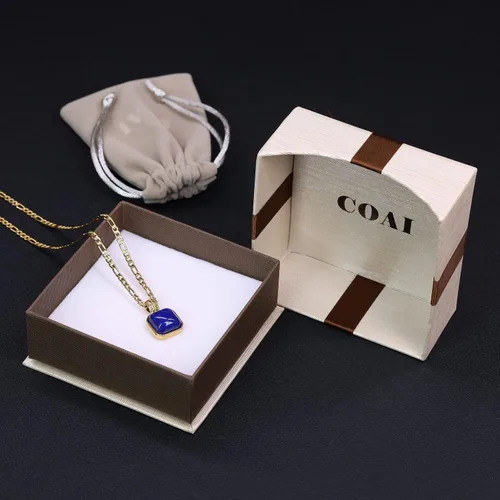Vista 7 de COAI Figaro Chain Square Crystal Necklace