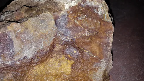 Vista 4 de 1 libra de mineral Colorado Gold genuino